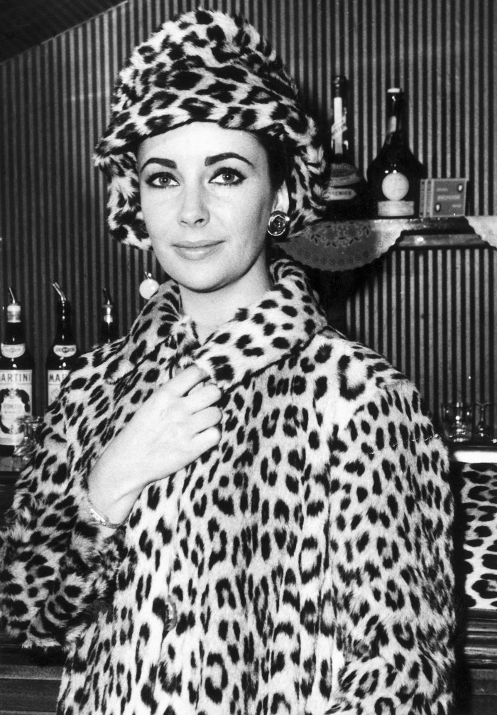 elizabeth taylor style coats 2