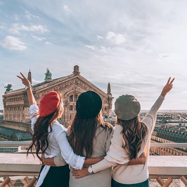 8 Tips To Staying Sane When Travelling With Friends 