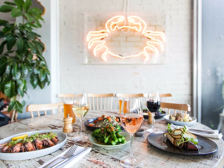 10-perfect-lunch-spots-you-need-to-know-for-your-next-girls-day-out