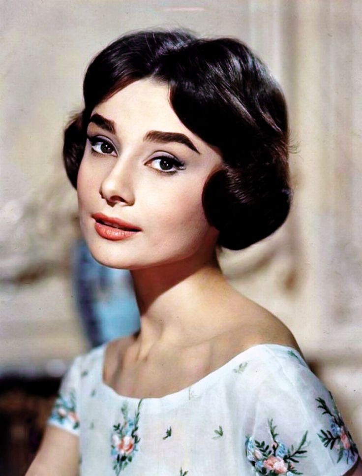 Audrey Hepburn Haircut