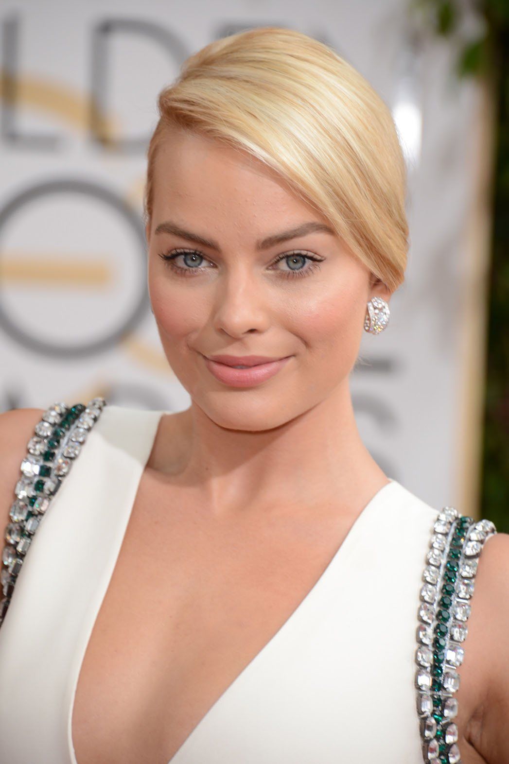 Five Steps To Bombshell Create The Margot Robbie Look Breakfast With Audrey