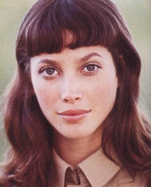 christy-turlington-bangs