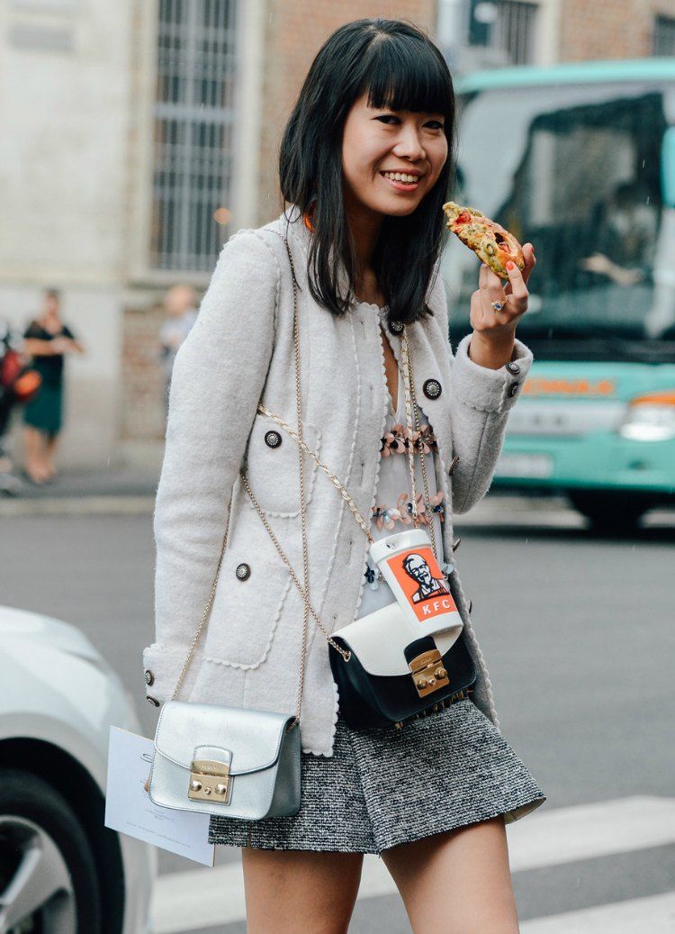 mini handbag street style